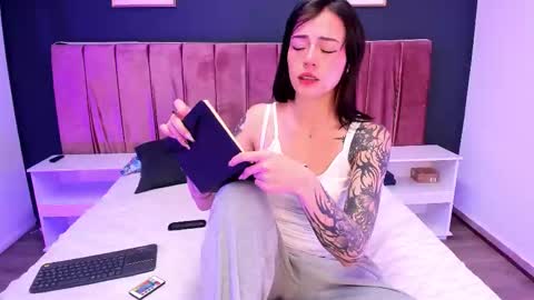 Snapshot of cityygirl_ chatting on 01.06.26 Anna online show from 01.06.26