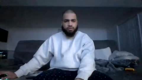 Snapshot of cityyman chatting on 02.11.25 cityyman online show from 02.11.25