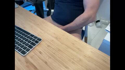 Snapshot of cjamie chatting on 01.10.25 cjamie online show from 01.10.25