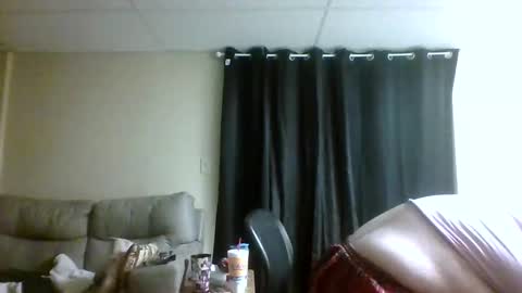 Snapshot of cjthepanda chatting on 10.14.25 cjthecarebear online show from 10.14.25