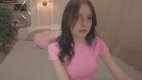 Snapshot of claire_bennett chatting on 09.12.25 Claire Bennett online show from 09.12.25