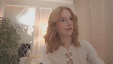 Snapshot of claire_bennett chatting on 10.08.25 Claire Bennett online show from 10.08.25