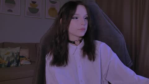 Claire Bennett online show from 04.27.26