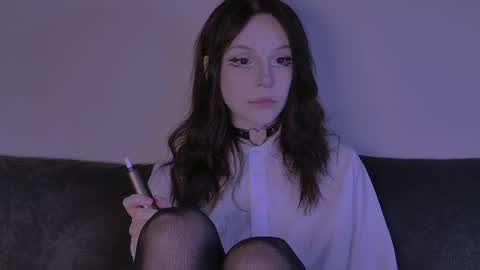 Claire Bennett online show from 05.06.26
