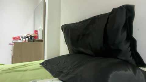 Snapshot of claire_siroksi chatting on 04.08.26 claire_siroksi online show from 04.08.26