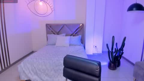 Claire Dawson online show from 03.08.26