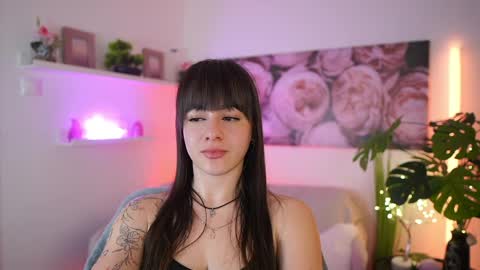 Clara online show from 04.02.26