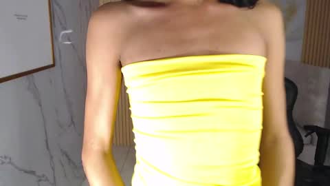 Clara  online show from 03.10.25