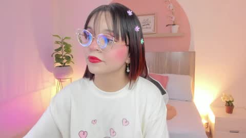 C L A R A online show from 05.12.26