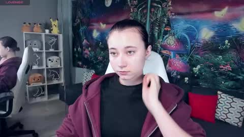 clarabenson online show from 09.14.25