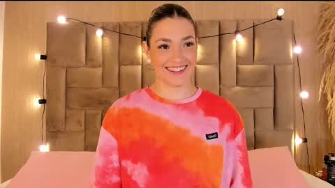 Snapshot of claradelmar_ chatting on 11.28.25 Clara del mar online show from 11.28.25