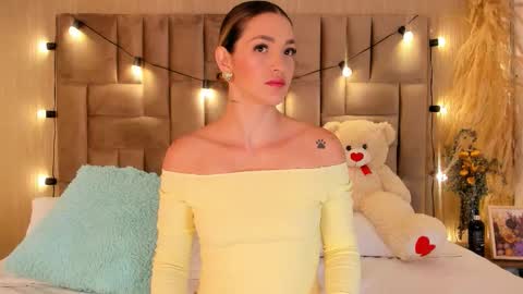 Snapshot of claradelmar_ chatting on 02.12.26 Clara del mar online show from 02.12.26