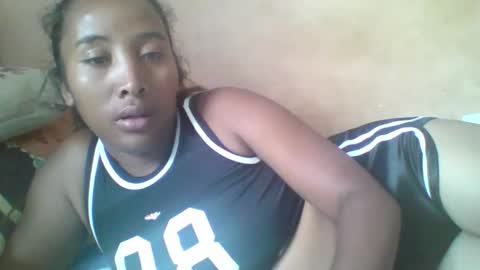 Clarah0123 online show from 11.27.25