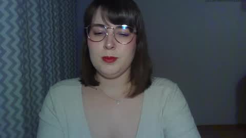 Snapshot of claralovely chatting on 04.29.26 Clara online show from 04.29.26