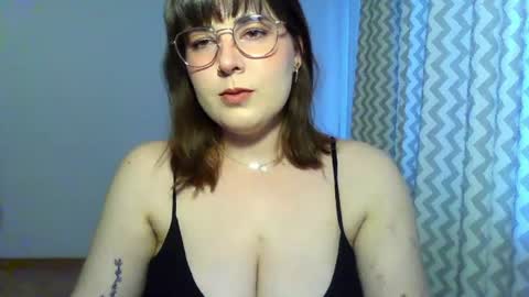 Snapshot of claralovely chatting on 06.26.26 Clara online show from 06.26.26