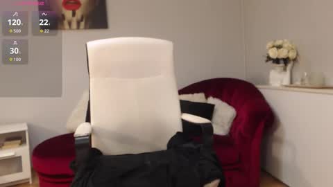 Clara online show from 09.11.25