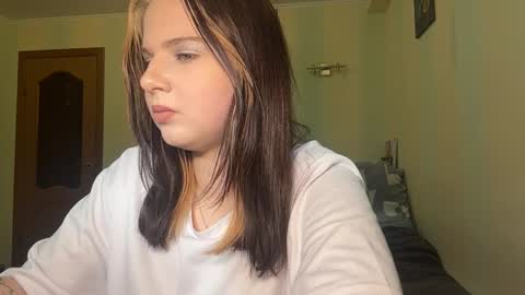 Snapshot of claremorales chatting on 04.07.26 Anfisa online show from 04.07.26