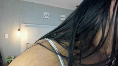 Snapshot of clarigil chatting on 02.26.26 clarigil online show from 02.26.26