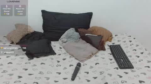 Snapshot of clarissa_klauss chatting on 02.27.25 Clarissa online show from 02.27.25