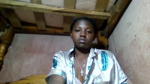 Snapshot of clarisse98 chatting on 06.16.26 clarisse98 online show from 06.16.26