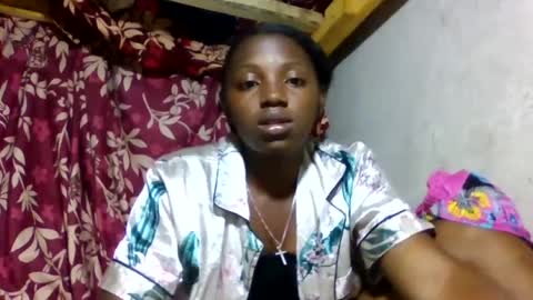 Snapshot of clarisse98 chatting on 06.18.26 clarisse98 online show from 06.18.26