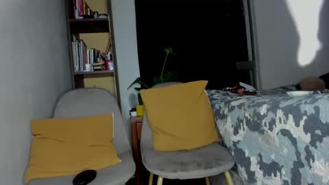 clark_tommy11 online show from 12.11.24