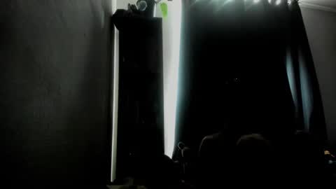 clark_tommy11 online show from 12.17.24