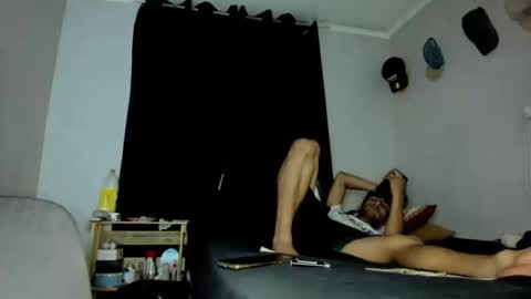 clark_tommy11 online show from 02.04.25