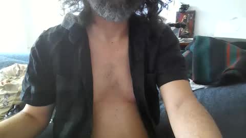 Snapshot of clarkbent2 chatting on 10.26.25 clarkbent2 online show from 10.26.25