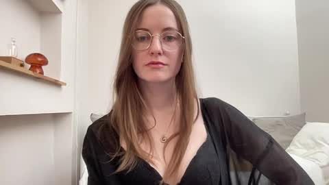 classyandgirly online show from 04.15.26