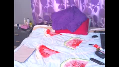 claudine valencia online show from 12.13.24