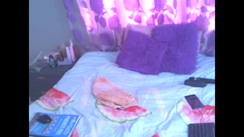 claudine valencia online show from 01.26.25