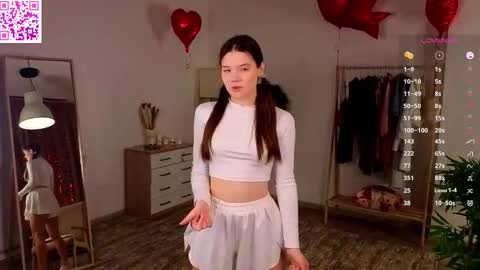 Snapshot of claudinedates chatting on 02.28.26 Lei your Angel online show from 02.28.26