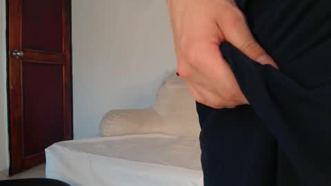    online show from 03.04.26