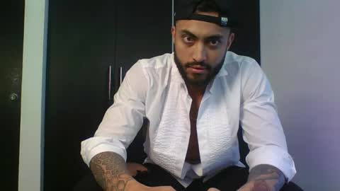 Snapshot of claybrown_ chatting on 04.25.26 Clay online show from 04.25.26
