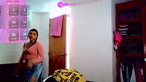 Snapshot of cleo_05 chatting on 01.25.25 cleo_05 online show from 01.25.25