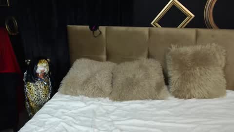 Cleo online show from 10.27.25