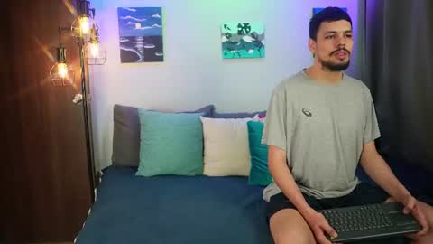 Snapshot of cleoanubis_ chatting on 07.19.26 Girl Juliana and Federico online show from 07.19.26