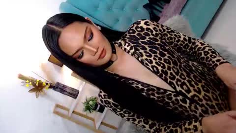 Cleo online show from 11.12.25