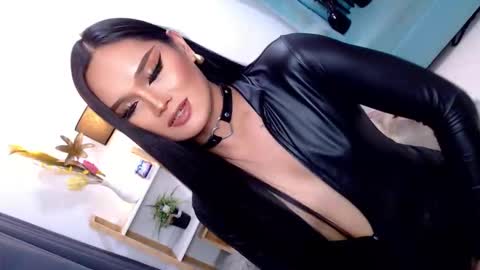 Cleo online show from 04.21.26