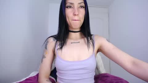 Snapshot of cleopatra_cute chatting on 06.10.26 Nicol online show from 06.10.26