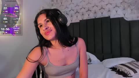 Snapshot of cleopatraa1 chatting on 01.12.25 Cleopatra online show from 01.12.25