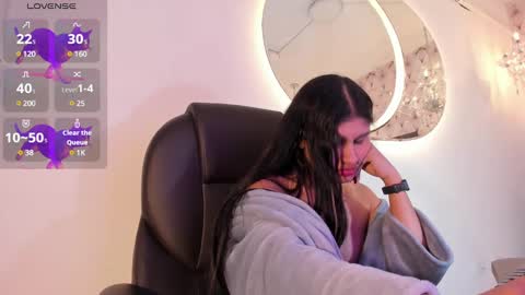 Snapshot of cleopatraa1 chatting on 01.26.25 Cleopatra online show from 01.26.25