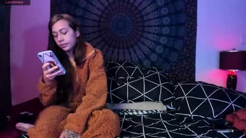 Snapshot of cleosexxx chatting on 02.07.26 cleo y maikol online show from 02.07.26