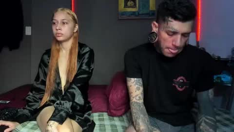 Snapshot of cleosexxx chatting on 02.26.26 cleo y maikol online show from 02.26.26