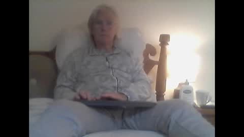 clitboy658752 online show from 11.17.25