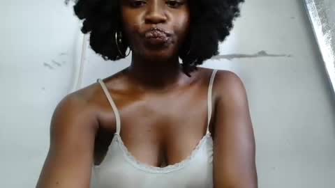 Snapshot of clitxcunt chatting on 02.23.26 clitxcunt online show from 02.23.26