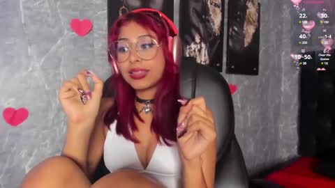 Snapshot of cloe__hills chatting on 02.18.25 Cloe online show from 02.18.25