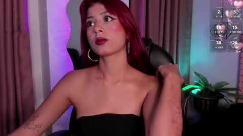 Snapshot of cloe__hills chatting on 03.08.25 Cloe online show from 03.08.25