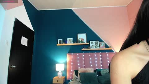 Cloe  online show from 01.29.25